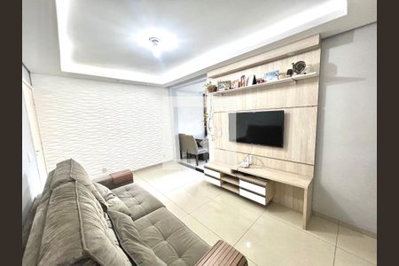 Sala de apartamento à venda com 2 quartos, 68m² em Cabral, Contagem