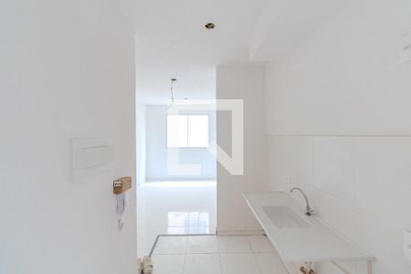 Apartamento para alugar com 45m², 2 quartos e 1 vaga Apartamento para alugar com 45m², 2 quartos e 1 vagaCozinha e Área de Serviço