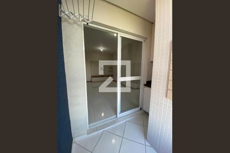 Varanda de apartamento à venda com 2 quartos, 68m² em Centro, Canoas