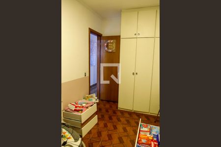 Quarto 1 de casa à venda com 4 quartos, 200m² em Vila Yolanda, Osasco