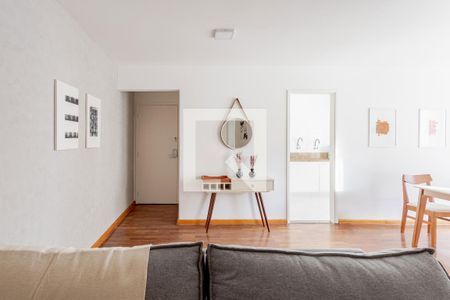 Apartamento para alugar com 3 quartos, 108m² em Cerqueira César, São Paulo