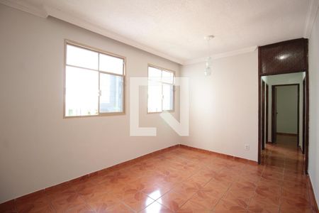 Sala de apartamento para alugar com 3 quartos, 76m² em Venda Nova, Belo Horizonte