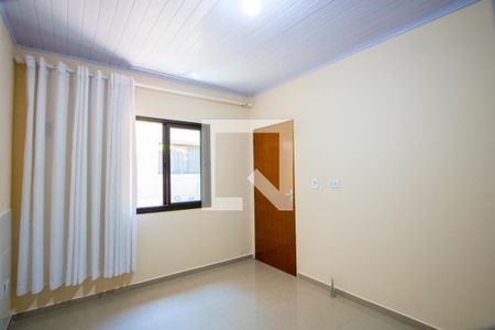 Quarto 2 de casa para alugar com 2 quartos, 65m² em Parque Bandeirante, Santo André