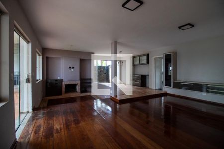 Sala de casa para alugar com 6 quartos, 500m² em Adalgisa, São Paulo