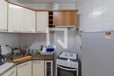 Cozinha de apartamento para alugar com 3 quartos, 54m² em Jardim Santa Clara, Guarulhos