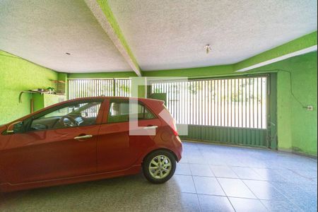 Garagem de casa à venda com 3 quartos, 159m² em Parque Gerassi, Santo André