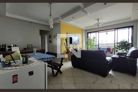 Sala de apartamento para alugar com 3 quartos, 100m² em Vila Valparaiso, Santo André