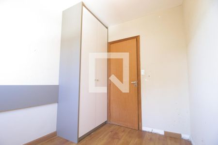 Quarto de apartamento para alugar com 2 quartos, 57m² em Jardim Marilu, Cotia