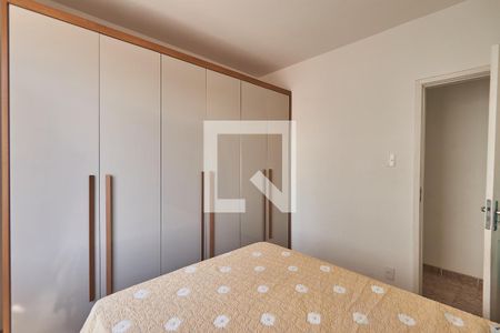 Quarto 1 de apartamento à venda com 2 quartos, 58m² em Maracanã, Rio de Janeiro