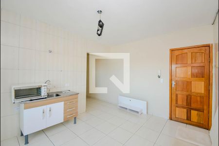 Sala/Cozinha de apartamento para alugar com 2 quartos, 50m² em Parque Continental Ii, Guarulhos