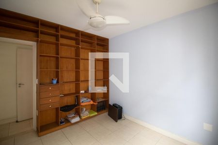 Quarto 1 de apartamento à venda com 4 quartos, 109m² em Copacabana, Rio de Janeiro