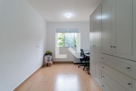 Suíte de apartamento à venda com 2 quartos, 56m² em Jardim Santa Rosa, Taboão da Serra