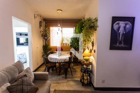 Sala de apartamento à venda com 2 quartos, 67m² em Ipiranga, Belo Horizonte