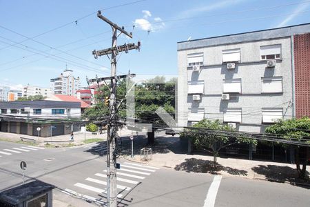 Sala Vista de apartamento à venda com 3 quartos, 123m² em Santana, Porto Alegre