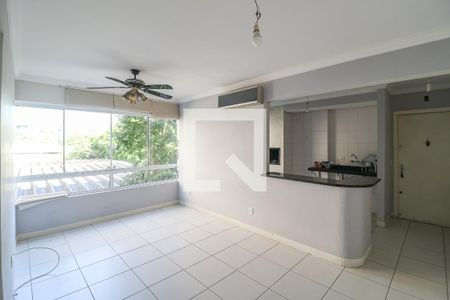 Sala de apartamento à venda com 2 quartos, 66m² em Rio Branco, Porto Alegre