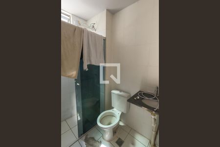 Banheiro da Suíte de apartamento à venda com 2 quartos, 55m² em Jardim das Alterosas - 1a Secao, Betim
