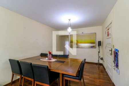 Sala de casa à venda com 3 quartos, 160m² em Chácara Santo Antônio (zona Sul), São Paulo