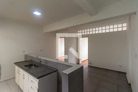 Apartamento à venda com 41m², 2 quartos e sem vagaSala e cozinha