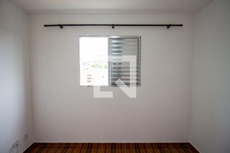 Quarto 1 de apartamento para alugar com 3 quartos, 54m² em Vila Santa Teresinha, São Paulo
