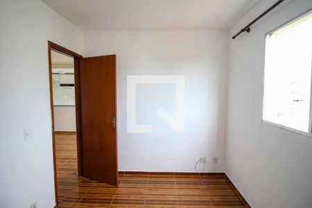 Quarto 1 de apartamento para alugar com 3 quartos, 54m² em Vila Santa Teresinha, São Paulo