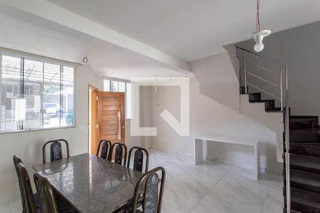 Sala de casa à venda com 3 quartos, 86m² em Vila Cloris, Belo Horizonte