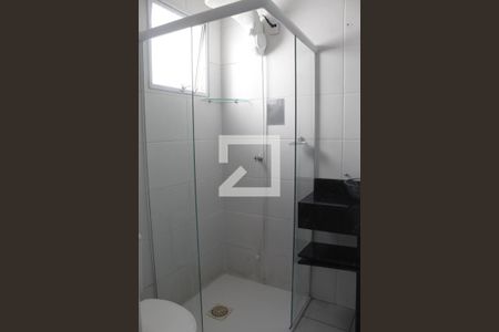 Banheiro de apartamento para alugar com 2 quartos, 46m² em Piratini, Alvorada