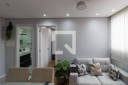 Sala de estar de apartamento à venda com 2 quartos, 35m² em Vila Inglesa, São Paulo