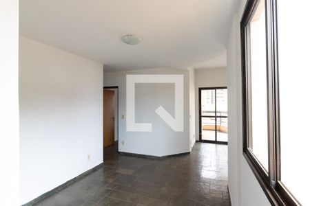 Sala de apartamento para alugar com 3 quartos, 86m² em Centro, Ribeirão Preto