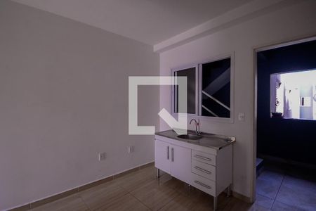 Sala/Cozinha  de casa de condomínio à venda com 1 quarto, 62m² em Vila Cristália, São Paulo