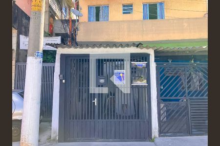 Fachada de casa para alugar com 3 quartos, 90m² em Capão do Embira, São Paulo