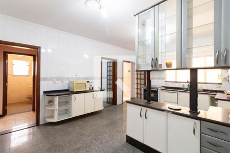 Cozinha de casa à venda com 4 quartos, 430m² em Jardim Maria Helena, Guarulhos