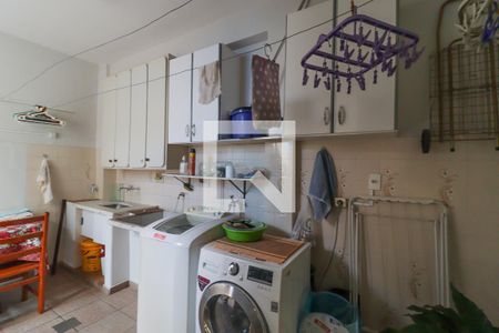 Casa para alugar com 130m², 4 quartos e 4 vagas Casa para alugar com 130m², 4 quartos e 4 vagasÁrea de Serviço