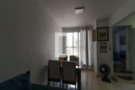 Casa para alugar com 130m², 4 quartos e 4 vagas Casa para alugar com 130m², 4 quartos e 4 vagasSala