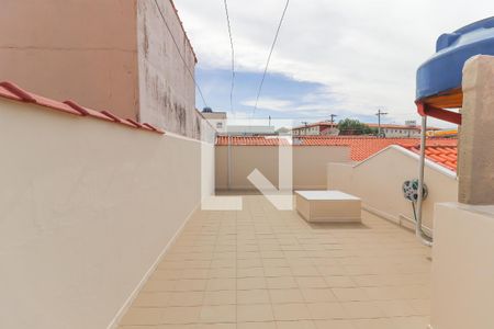 Casa para alugar com 130m², 4 quartos e 4 vagas Casa para alugar com 130m², 4 quartos e 4 vagasQuintal