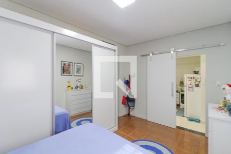 Casa para alugar com 130m², 4 quartos e 4 vagas Casa para alugar com 130m², 4 quartos e 4 vagasQuarto