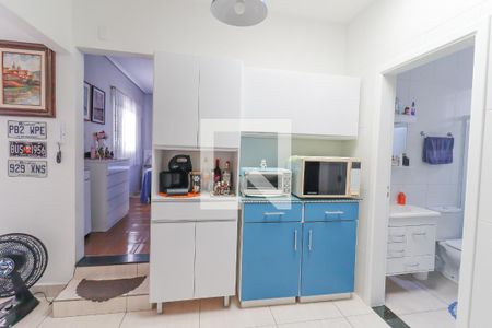 Casa para alugar com 130m², 4 quartos e 4 vagas Casa para alugar com 130m², 4 quartos e 4 vagasCozinha