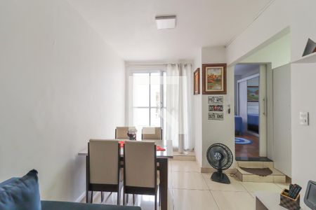 Casa para alugar com 130m², 4 quartos e 4 vagas Casa para alugar com 130m², 4 quartos e 4 vagasSala