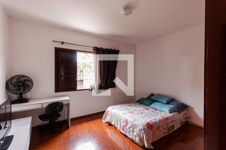 Quarto 1 de casa à venda com 3 quartos, 230m² em Vila Curuçá, Santo André