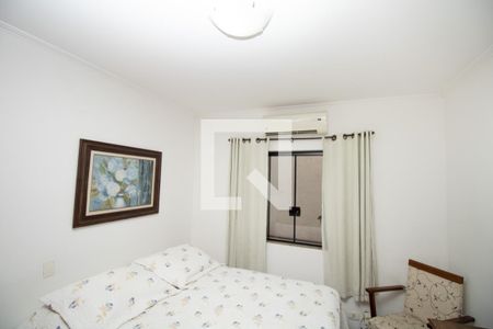 Casa à venda com 345m², 4 quartos e 3 vagas Casa à venda com 345m², 4 quartos e 3 vagasSuite 2