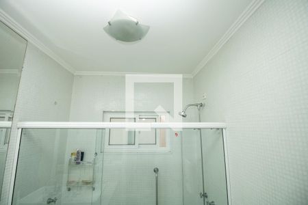 Casa à venda com 345m², 4 quartos e 3 vagas Casa à venda com 345m², 4 quartos e 3 vagasBanheiro 2 - box blindex e chuveiro