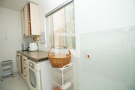 Casa à venda com 345m², 4 quartos e 3 vagas Casa à venda com 345m², 4 quartos e 3 vagasÁrea de serviço - Armários