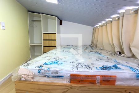 Kitnet quarto  de casa para alugar com 1 quarto, 20m² em Cidade Intercap, Taboão da Serra