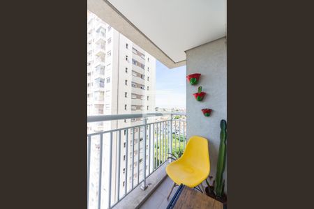 Sacada de apartamento à venda com 1 quarto, 42m² em Umuarama, Osasco
