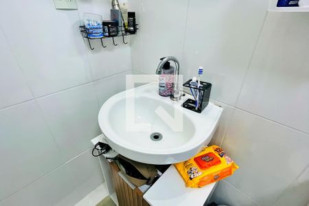 Apartamento à venda com 59m², 2 quartos e 1 vaga Apartamento à venda com 59m², 2 quartos e 1 vagaBanheiro da Suíte