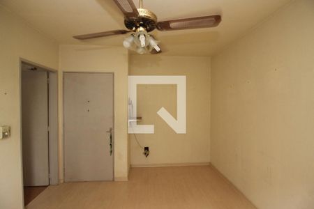 Sala de apartamento para alugar com 2 quartos, 50m² em Santo Antônio, Porto Alegre