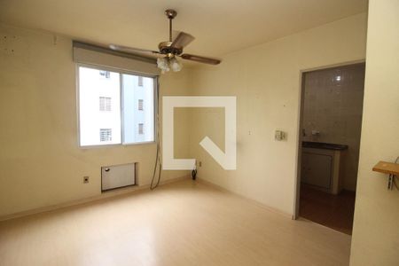 Sala de apartamento para alugar com 2 quartos, 50m² em Santo Antônio, Porto Alegre