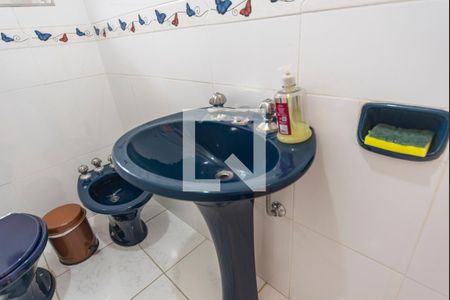 Lavabo de casa à venda com 3 quartos, 208m² em Vila Scarpelli, Santo André