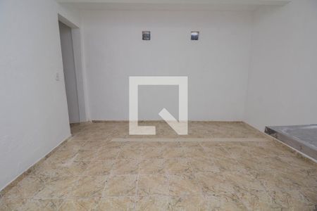 Kitnet de casa para alugar com 1 quarto, 24m² em Vila Ré, São Paulo