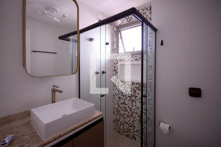 Banheiro  de apartamento à venda com 1 quarto, 52m² em Aclimação, São Paulo