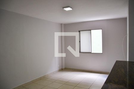 Sala de apartamento para alugar com 2 quartos, 65m² em Santo Antônio, São Caetano do Sul